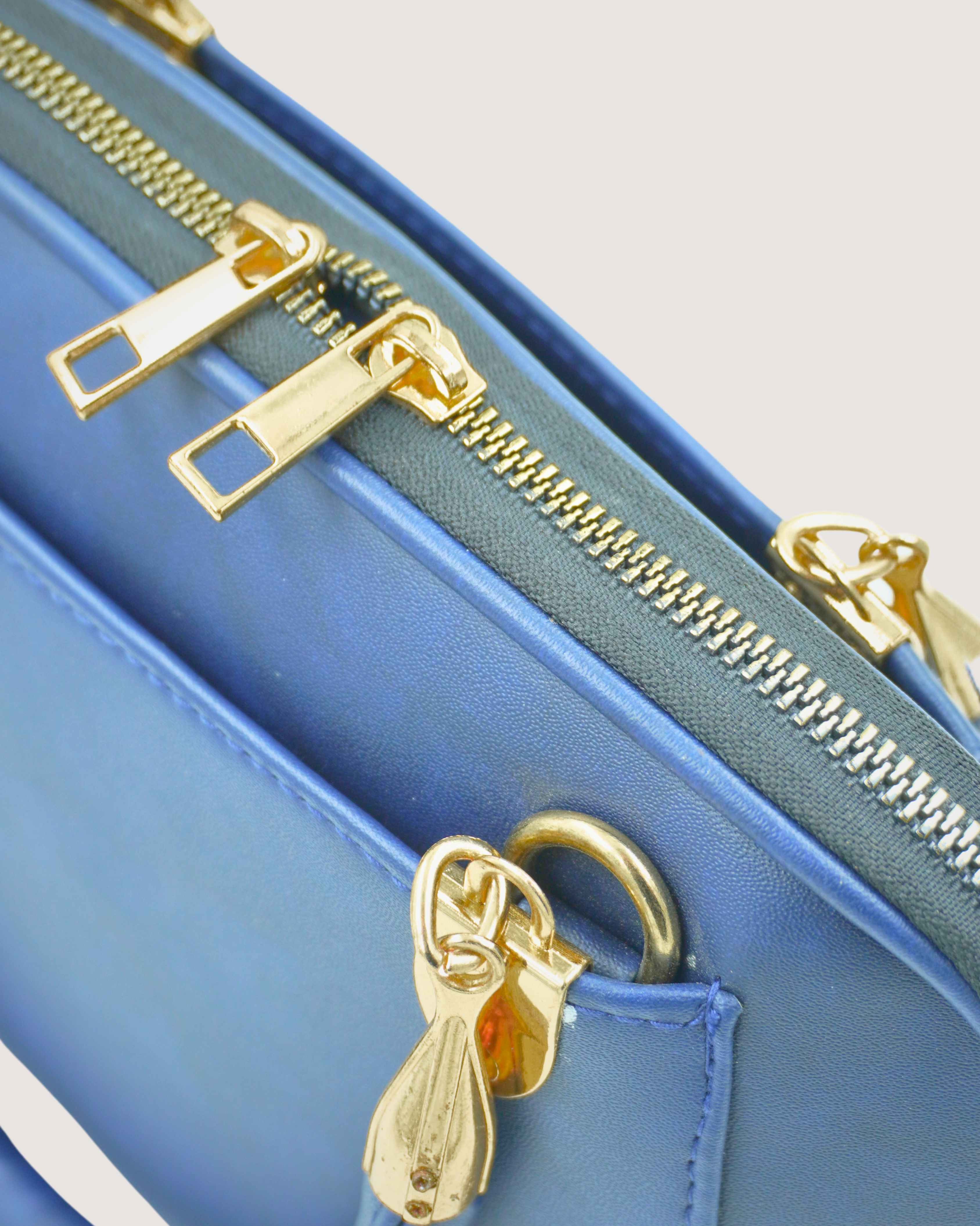 VOYAGER BAG